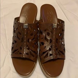 Brighton Brown Wedge Sandals never worn